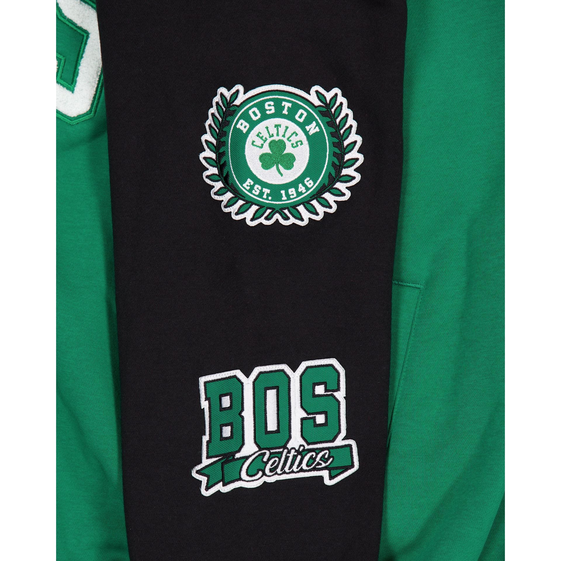 60776696_FLEECE_20TOPS_THROWBACK_SS26_BOSCEL_OTC_DETAIL2-1.jpg