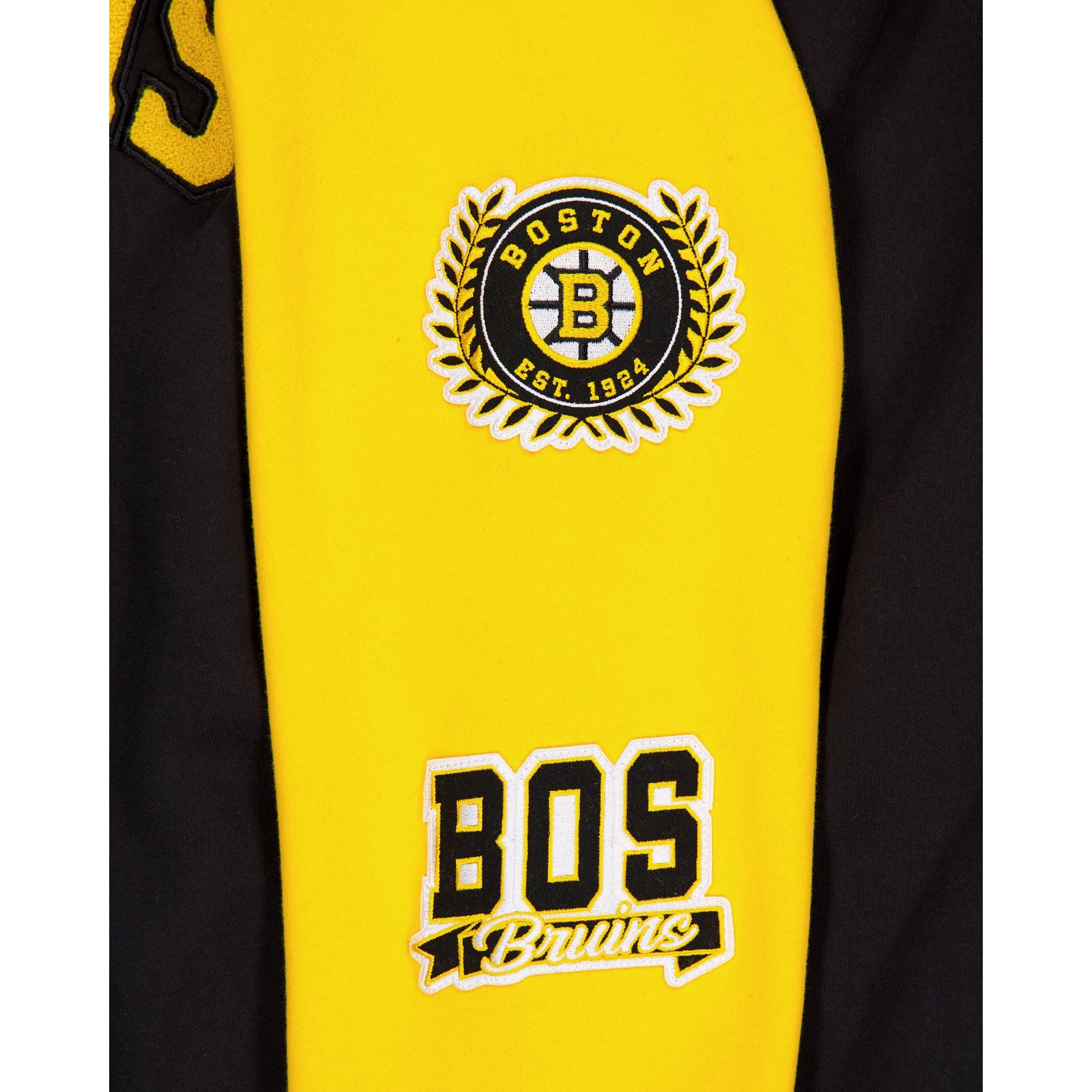 60776742_FLEECE_20TOPS_THROWBACK_SS26_BOSBRU_OTC_DETAIL2-1.jpg