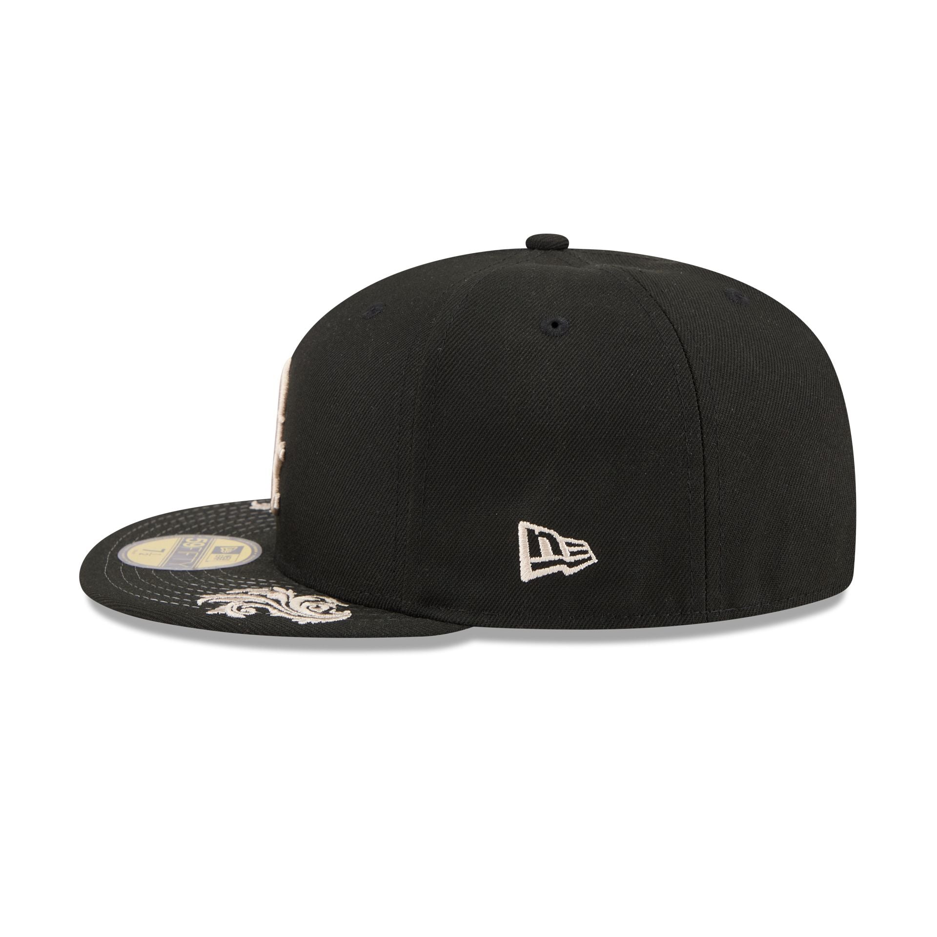 60792431_59FIFTY_MXSS26WORDMARK_CHIWHI__20LSIDE-1.jpg