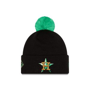 St. Patrick's Day 2026 Pom Knit