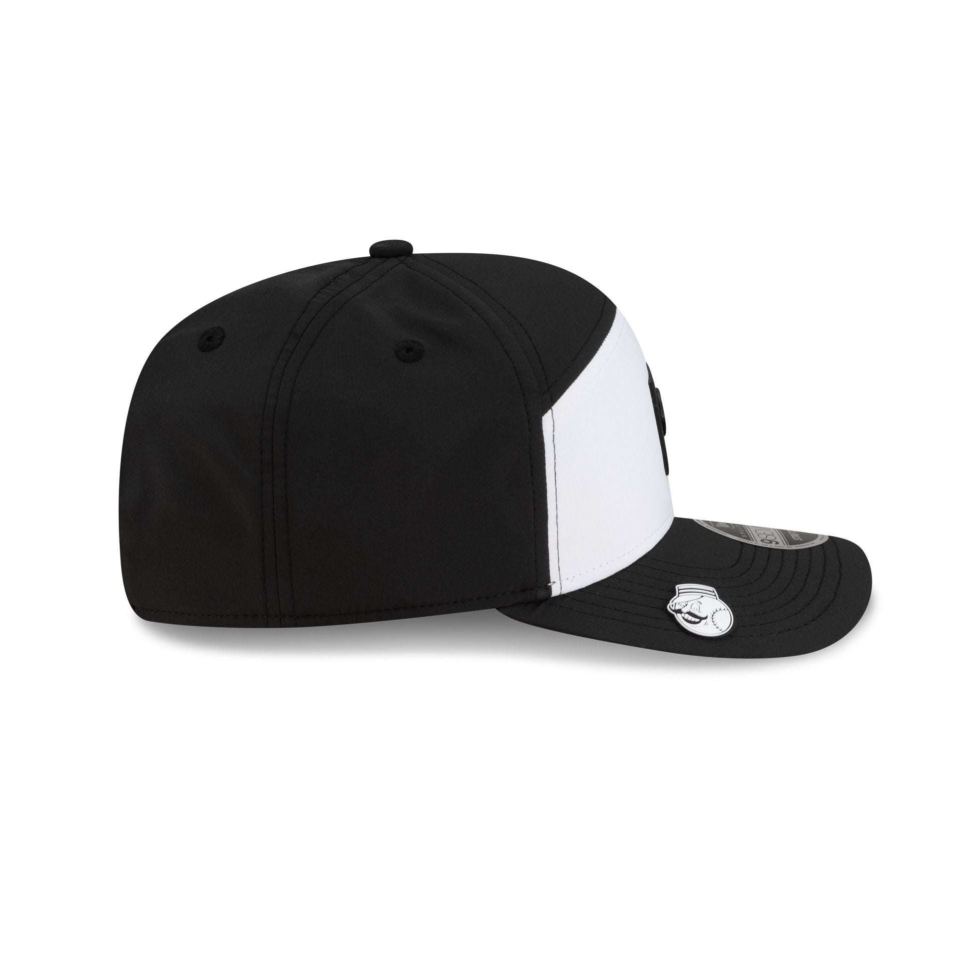 60798575_9SEVENTY_20SP_MLB26_CLUBHOUSE_ECOMEXC_CINRED_BLACK_RSIDE-1.jpg