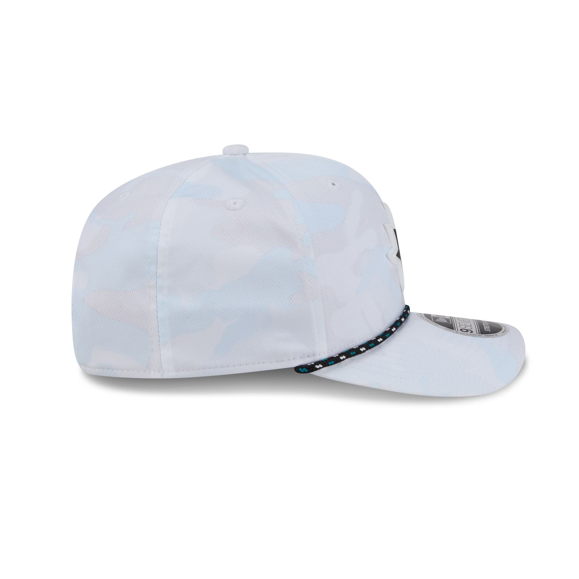 60810647_9SEVENTY_9SEVENTYSSCAMORPE28243_SAJSHA_RSIDE-1.jpg