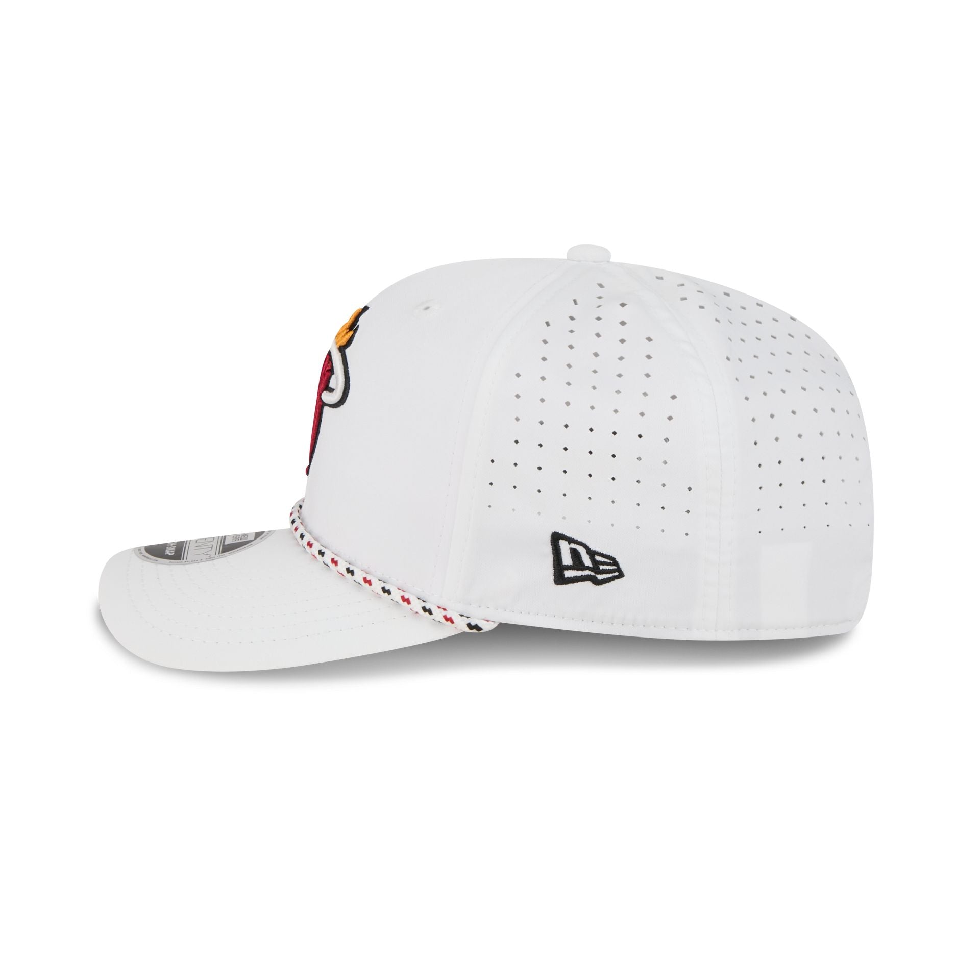 60810851_9SEVENTY_9SEVENTYSSSPORT28240_MIAHEA_LSIDE-1.jpg