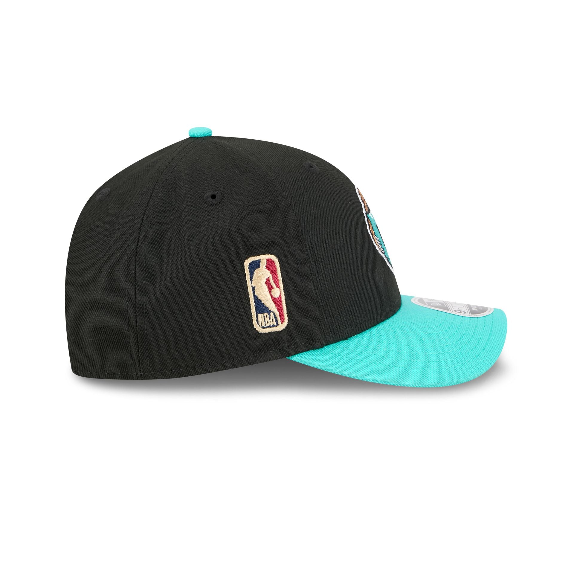 60841784_9FORTYMC_NBA25CLASSIC9FORTYMC_MEMGRI_OTC_RSIDE-1.jpg