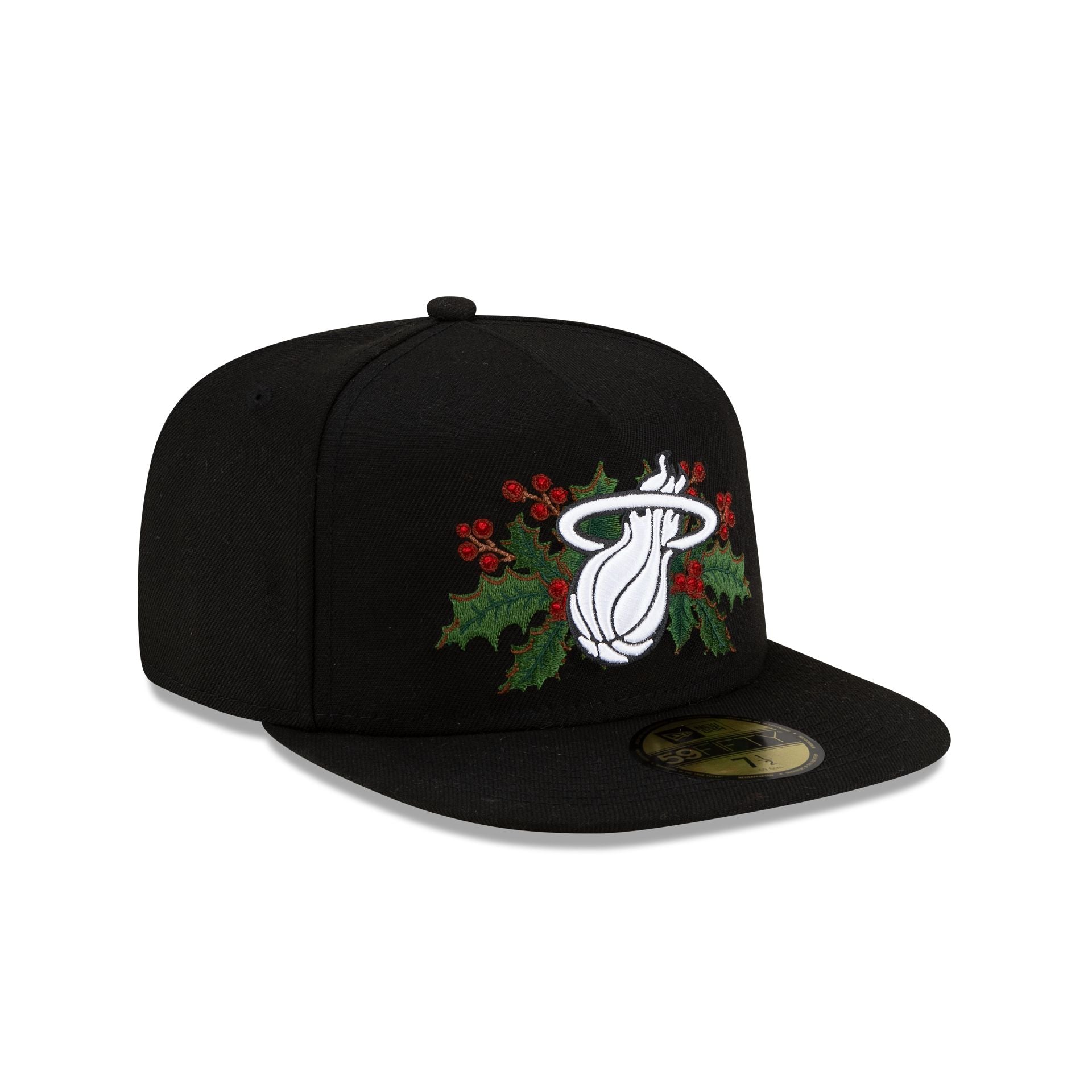 60841893_59FIFTY_20A-FRAME_HOLLY_30221_MIAHEA_BLK_3QR-1.jpg