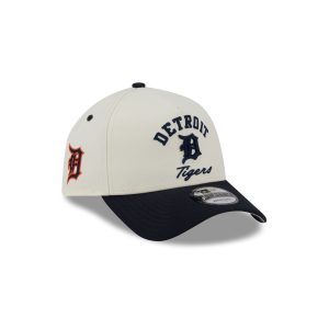 Chrome White Arched 9FORTY A-Frame Snapback