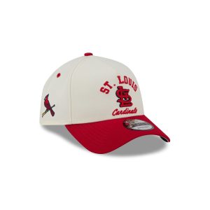 Chrome White Arched 9FORTY A-Frame Snapback
