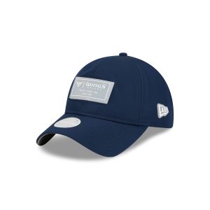 Labeled Women's 9TWENTY Adjustable