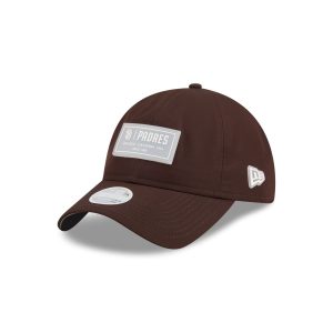 Labeled Women's 9TWENTY Adjustable