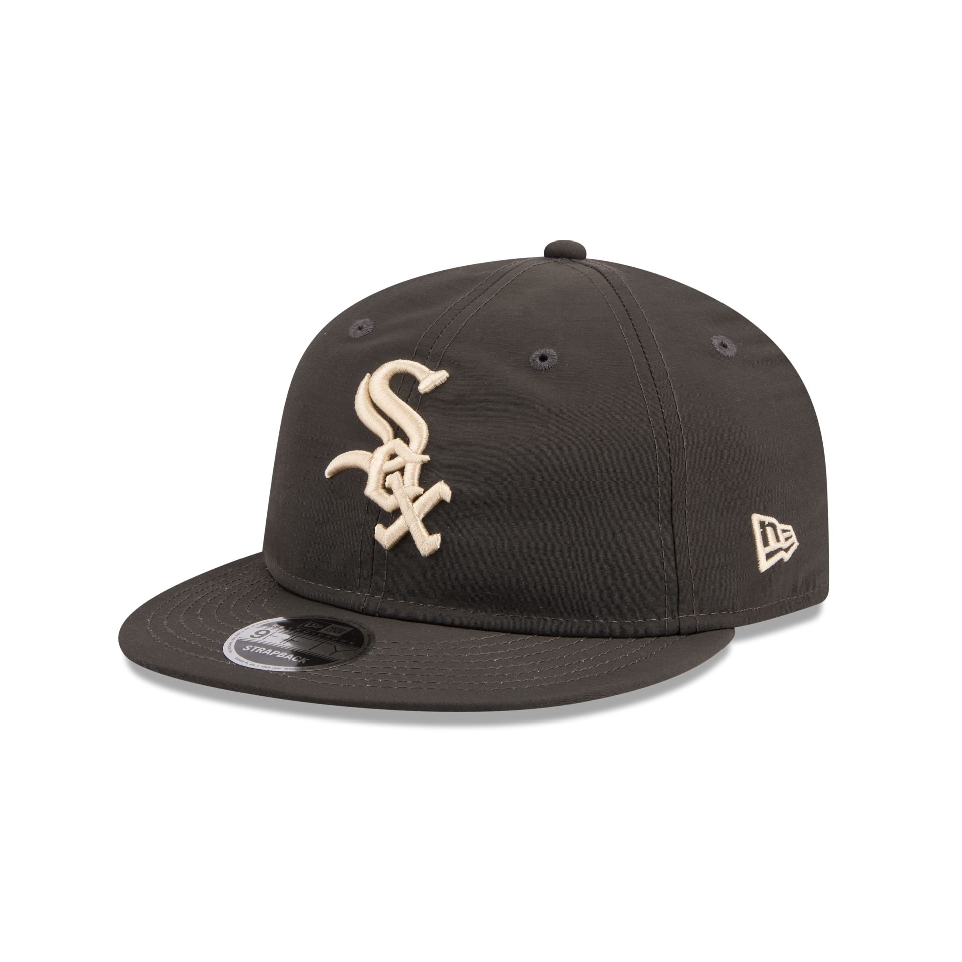 60856584_RC9FIFTY_NYLON9FIFTYRCPC32114_CHIWHI_3QL.jpg