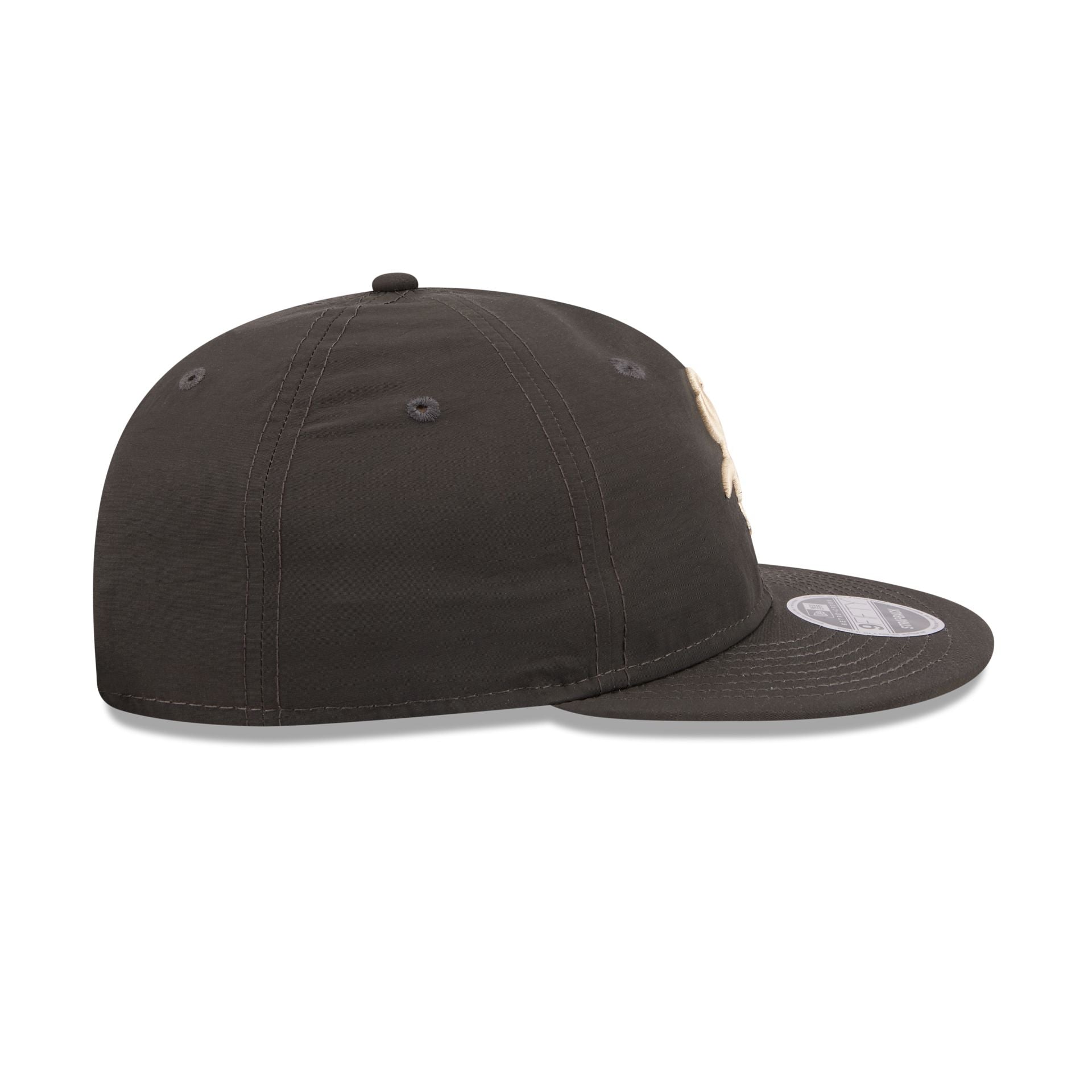 60856584_RC9FIFTY_NYLON9FIFTYRCPC32114_CHIWHI_RSIDE-1.jpg