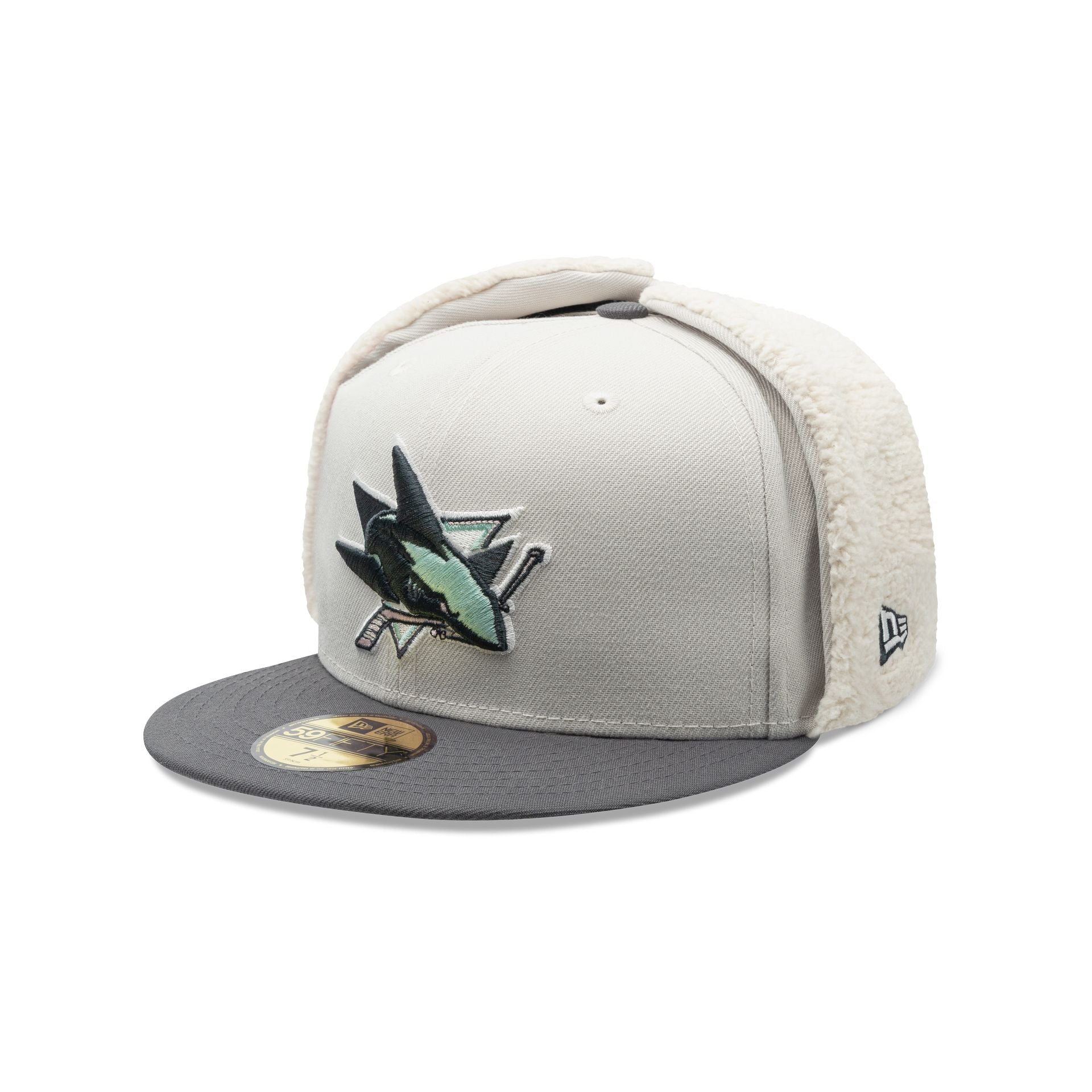 60857460_59FIFTY_DOGEAR_NHL_PATCHENRGY_SAJSHA_GRPHT_CHRM_ECOM_3QL.jpg