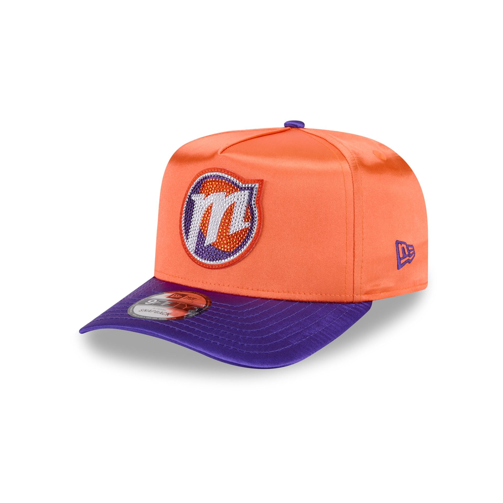 60858128_9FIFTYAF_WNBA26DRAFT950AF_PHOMER_OTC_3QL-1.jpg