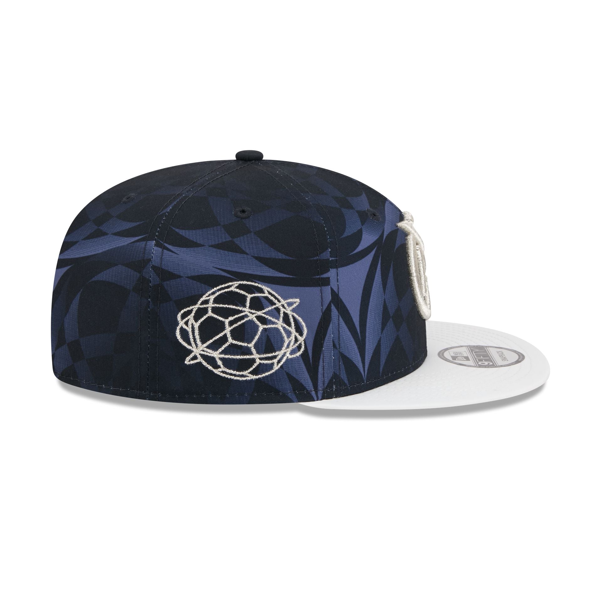 60858608_9FIFTY_MLS26JRSYHOOK950_NYCFC_OTC_RSIDE-1.jpg