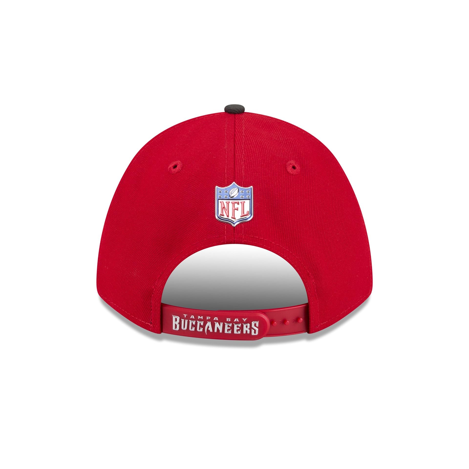 60860347_9FORTYMC_NFL26DRAFT9FORTYMC_TAMBUC_OTC_R-1.jpg