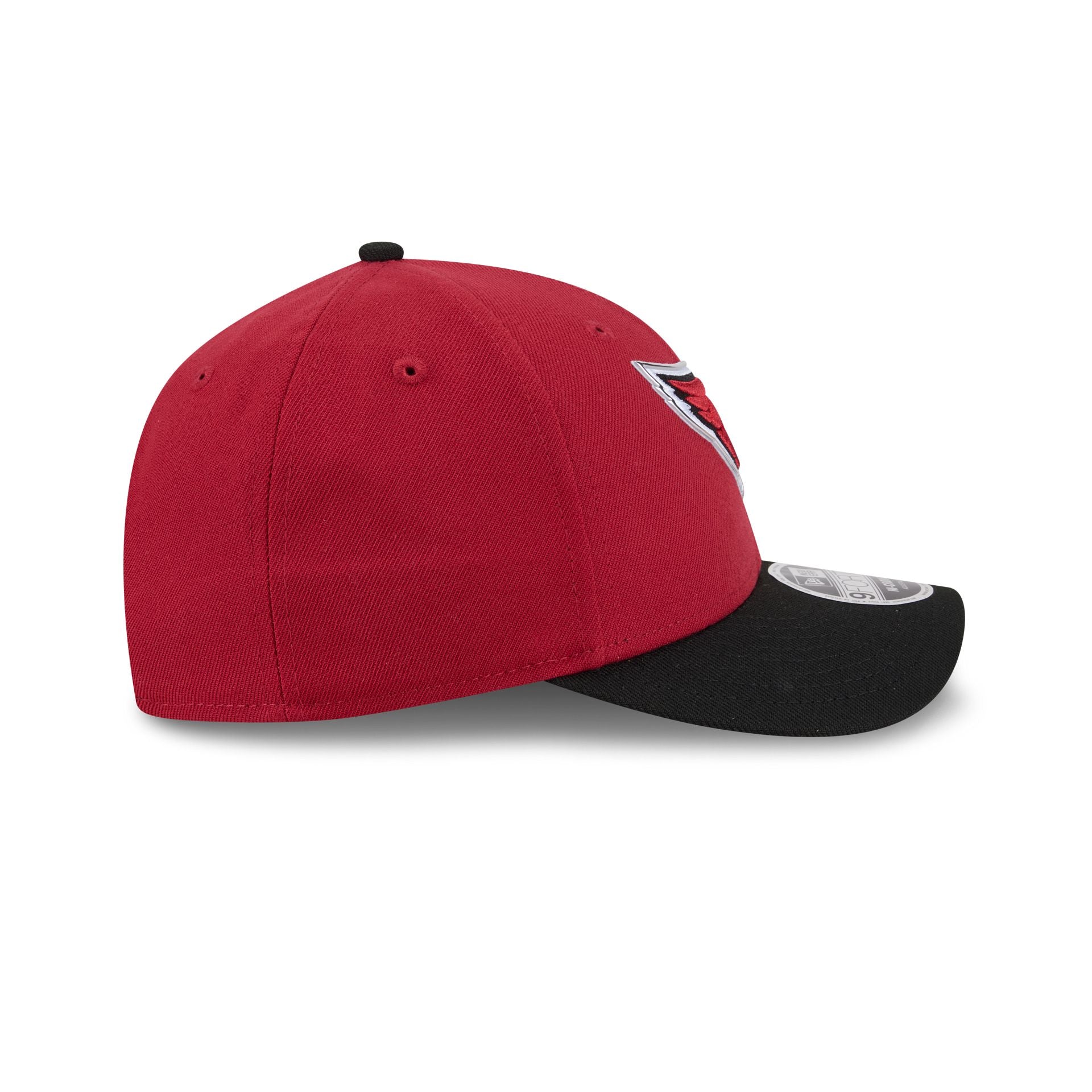 60860444_9FORTYMC_NFL26DRAFT9FORTYMC_ARICAR_OTC_RSIDE-1.jpg