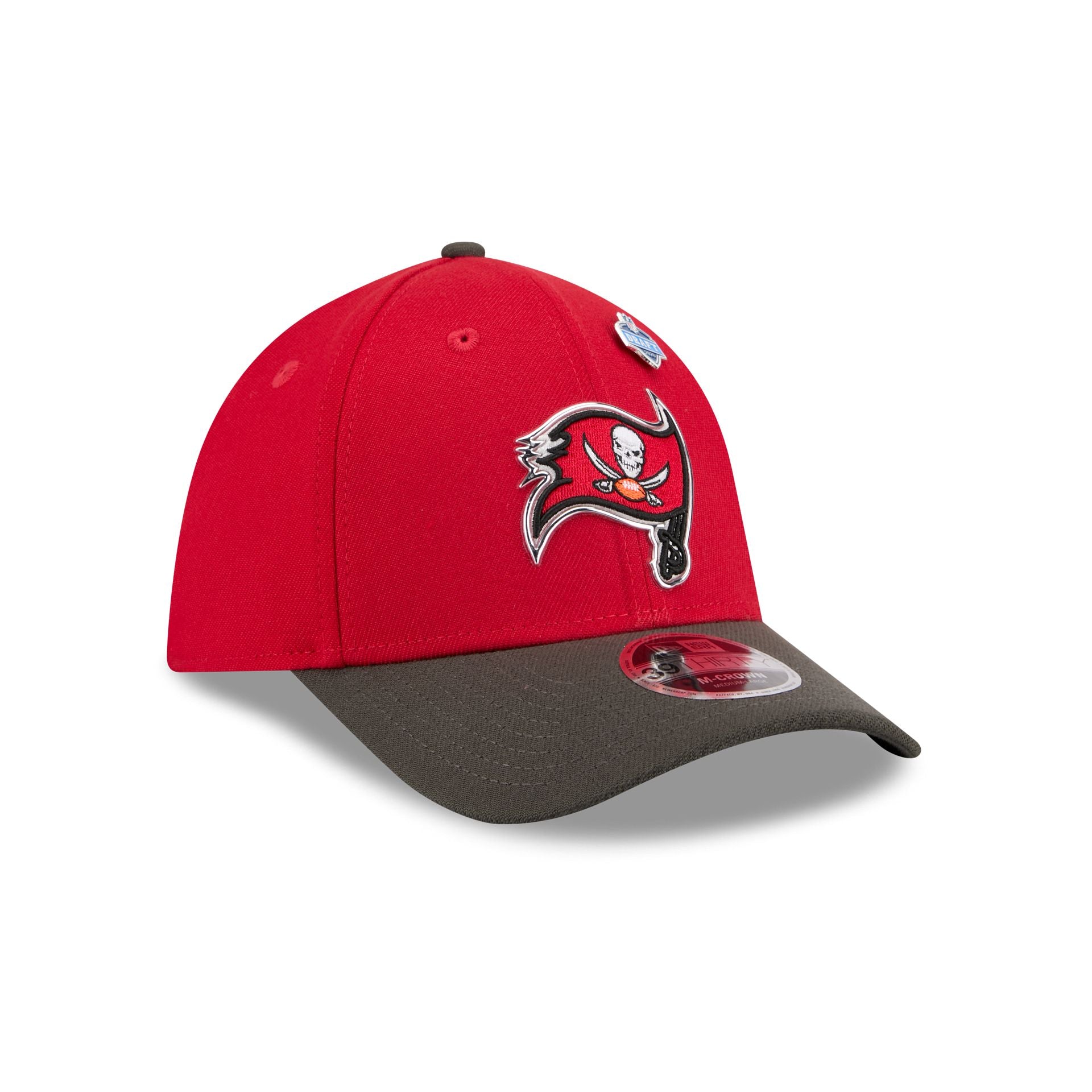 60860531_39THIRTYMC_NFL26DRAFT39THIRTYMC_TAMBUC_OTC_3QR-1.jpg