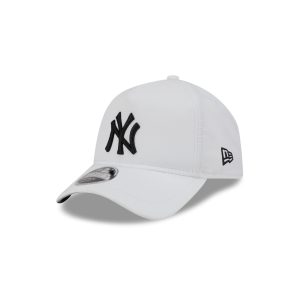White 9FORTY APEX Snapback