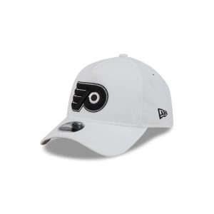 White 9FORTY APEX Snapback