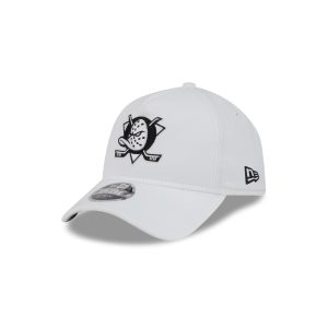 White 9FORTY APEX Snapback