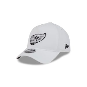 White 9FORTY APEX Snapback