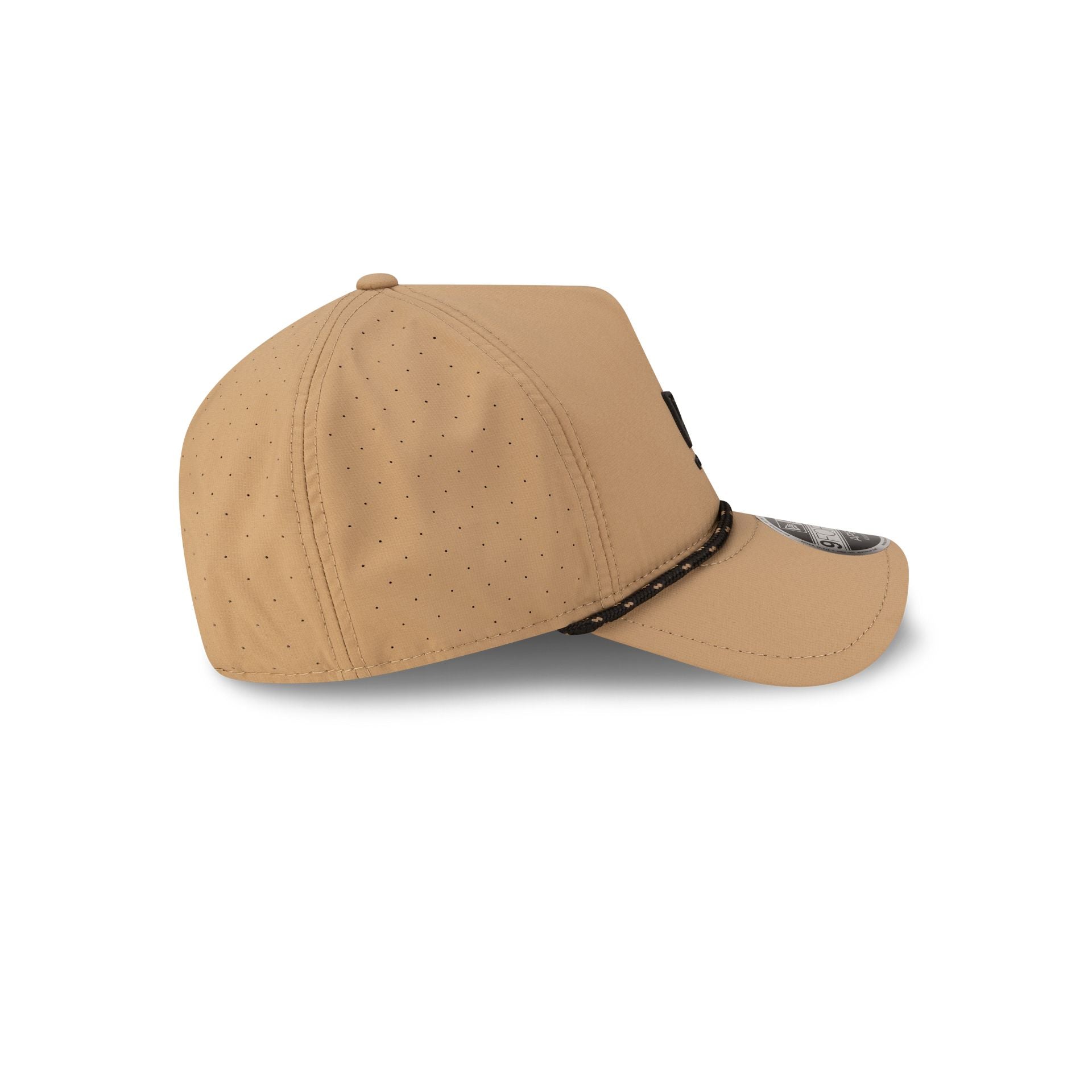 60868389_9FORTY_APEX_NEW_SILO_26_NEWERA_KHK_RSIDE-1.jpg