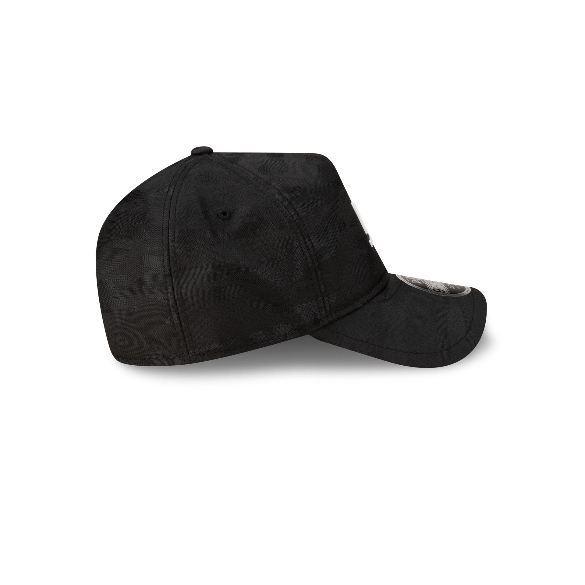 60868391_9FORTY_APEX_NEW_SILO_26_NEWERA_BLK_RSIDE-1.jpg