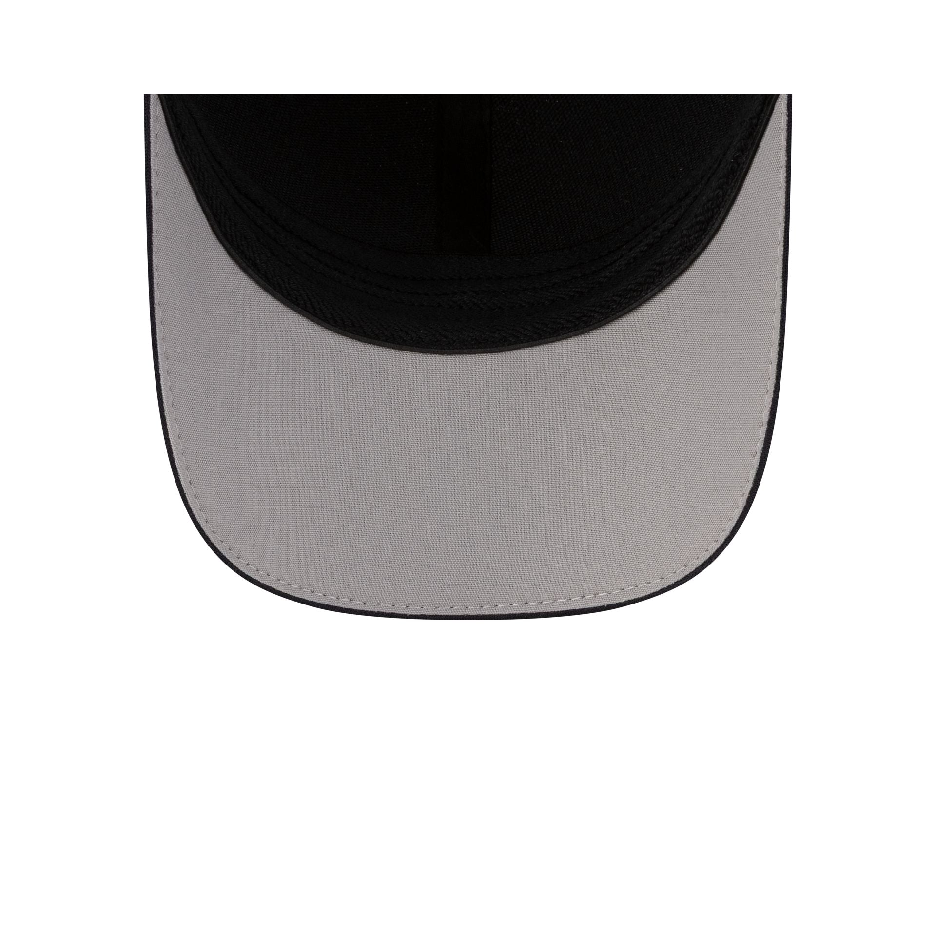 60869363_39THIRTY_INFINITY_NEW_SILO_26_NEWERA_NVY_UV-1.jpg
