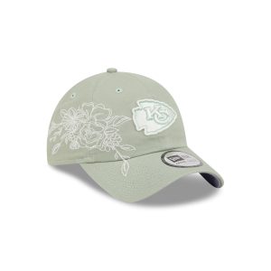 Stitched Flowers Casual Classic Adjustable