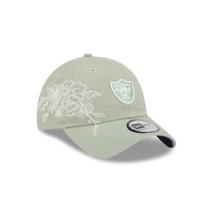 Stitched Flowers Casual Classic Adjustable