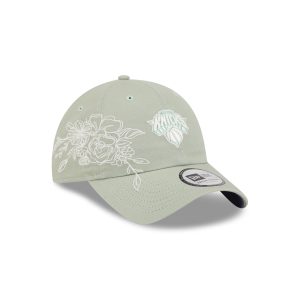 Stitched Flowers Casual Classic Adjustable