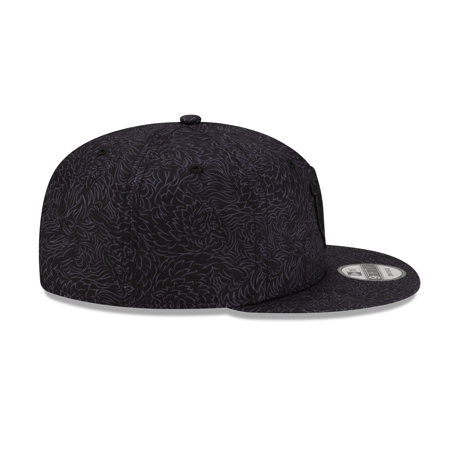 60891325_9FIFTY_CUSTOM_20COLLABS_CHIBEA_BLK_RSIDE-1.jpg