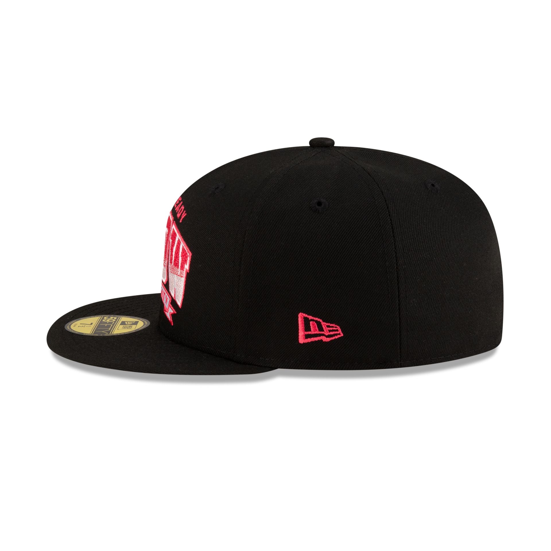 70882352_59FIFTY_JANAPPEXCLUSIVES_SHNOW_BLK_LSIDE-1.jpg