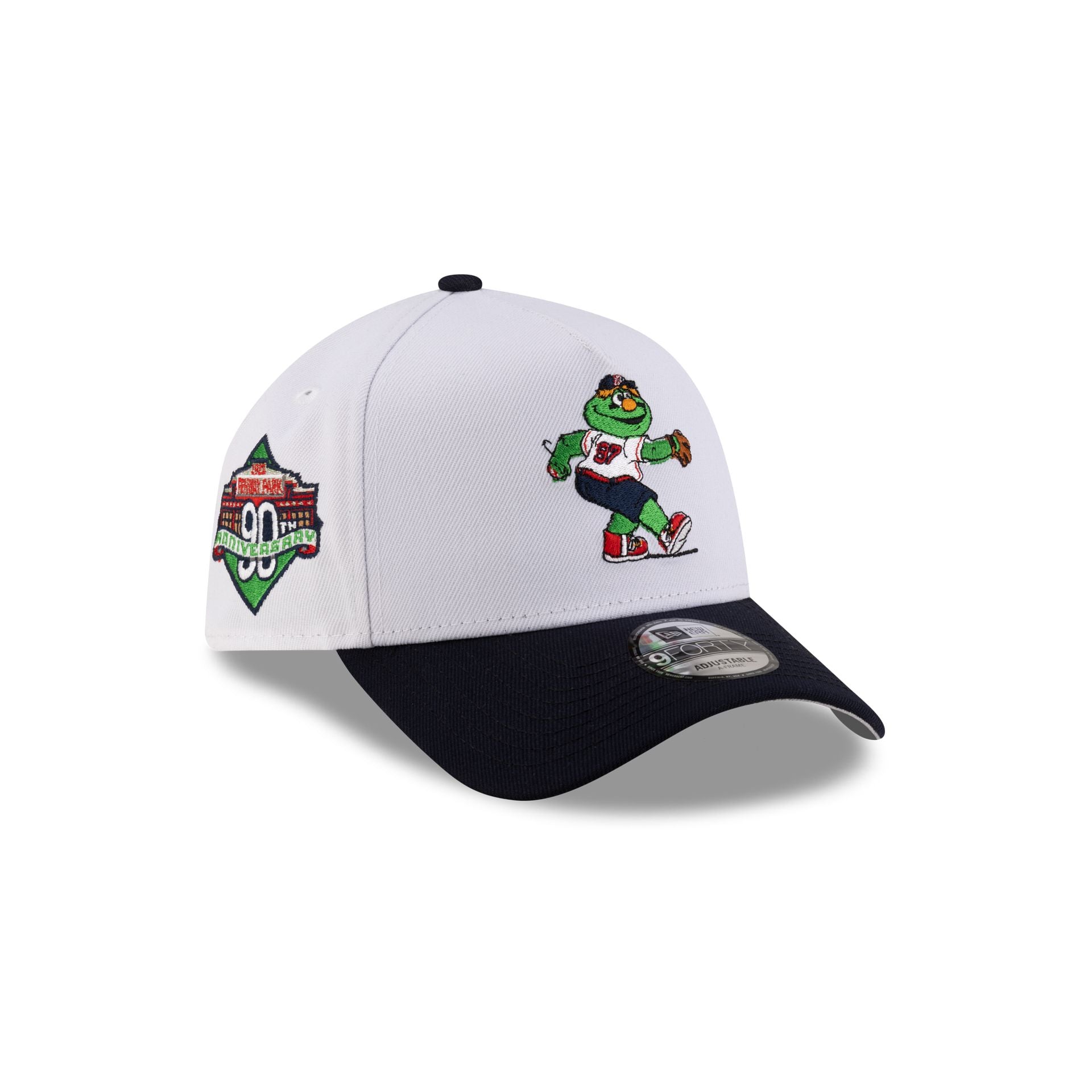 70931208_9FORTYAFRAME_MLBMASCOT_25_BOSSCACO_WHT_3QR.jpg