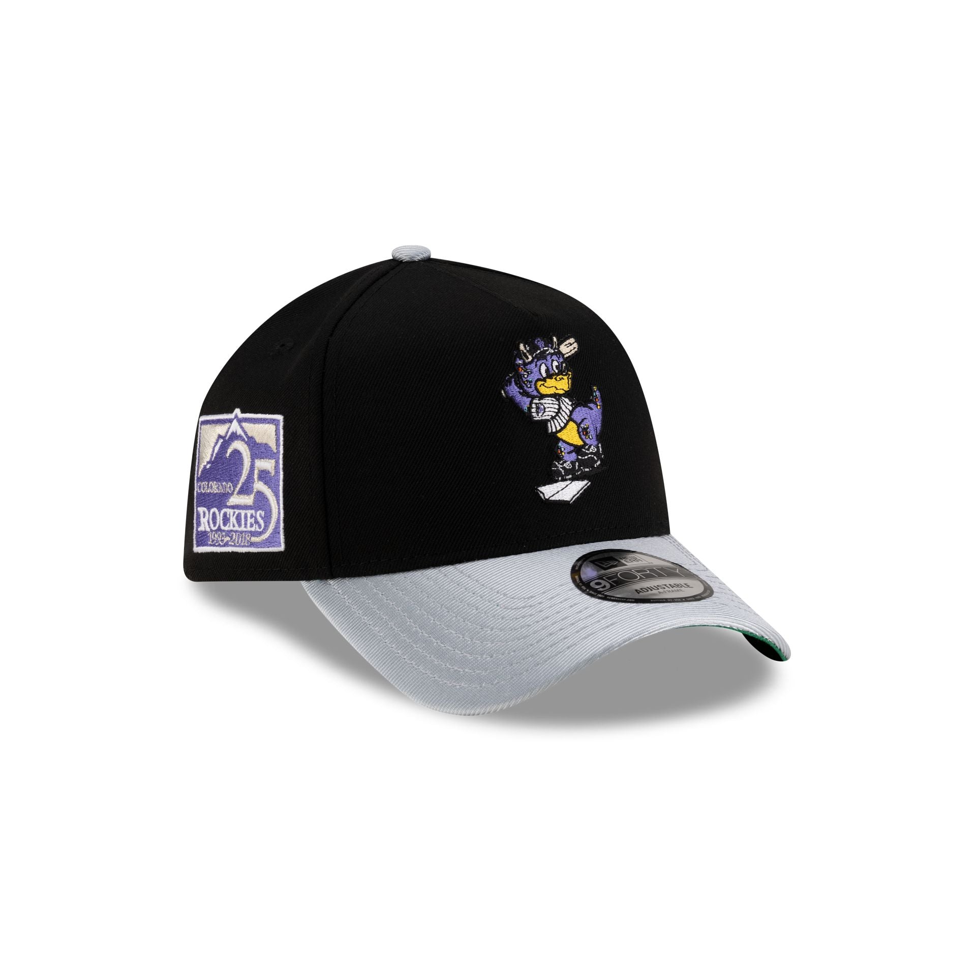 70931215_9FORTYAFRAME_MLBMASCOT_25_COLROCCO_BLK_3QR.jpg