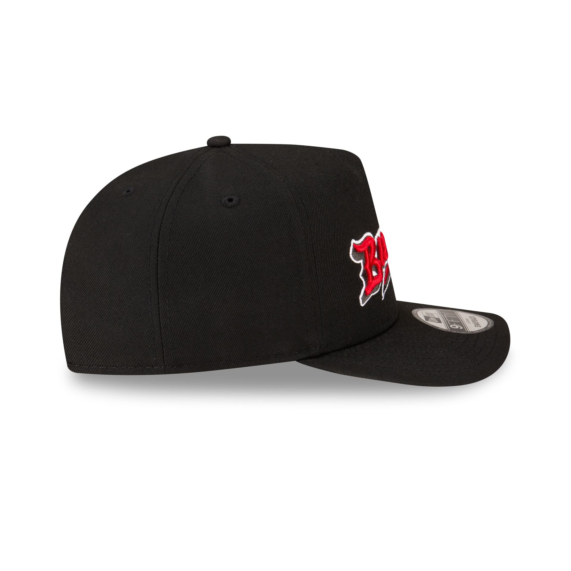 70990341_9FIFTY_20A-FRAME_BxRxNFL25_TAMBUC_BLACK_RSIDE-1.jpg