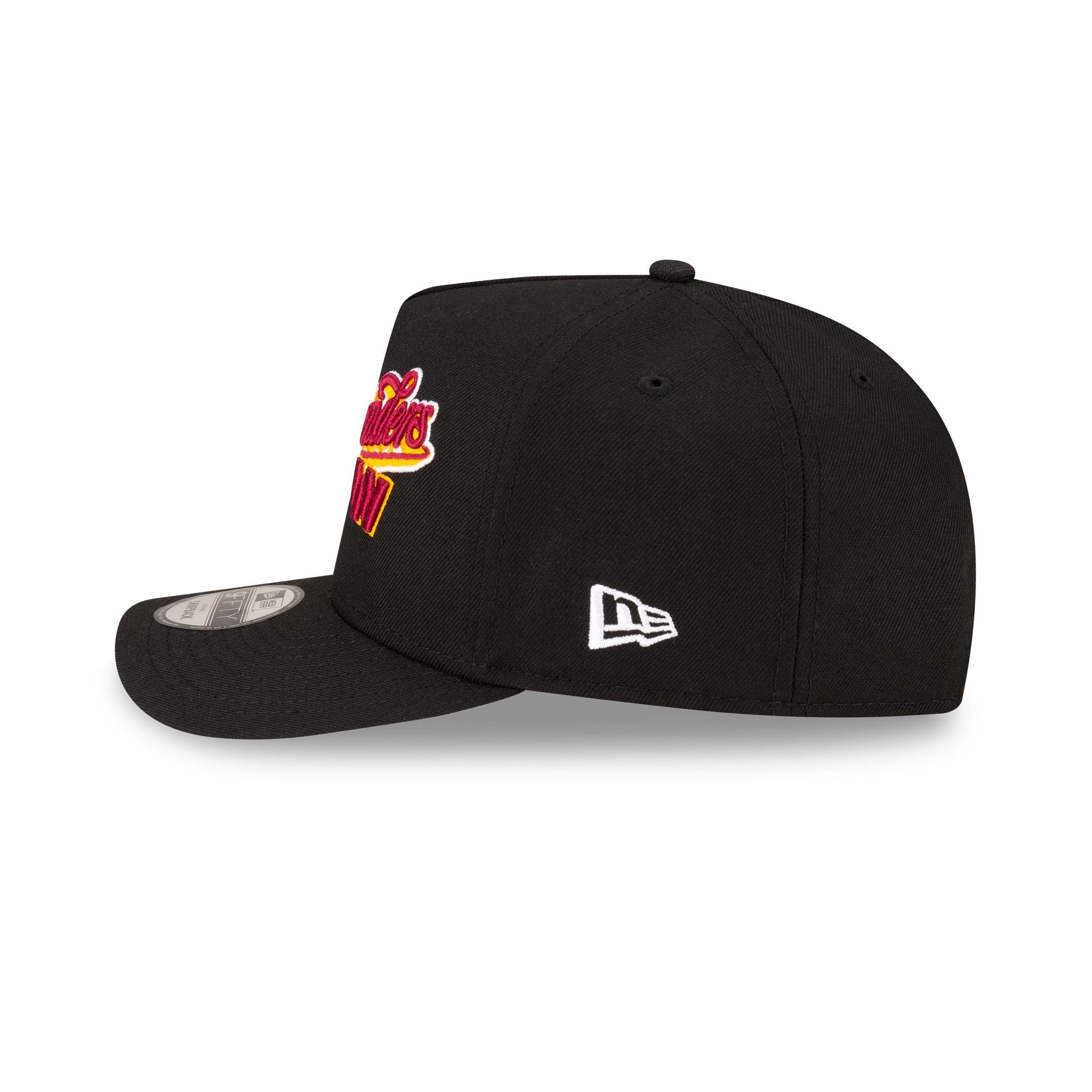 70990343_9FIFTY_20A-FRAME_BxRxNFL25_WASCOM_BLACK_LSIDE-1.jpg