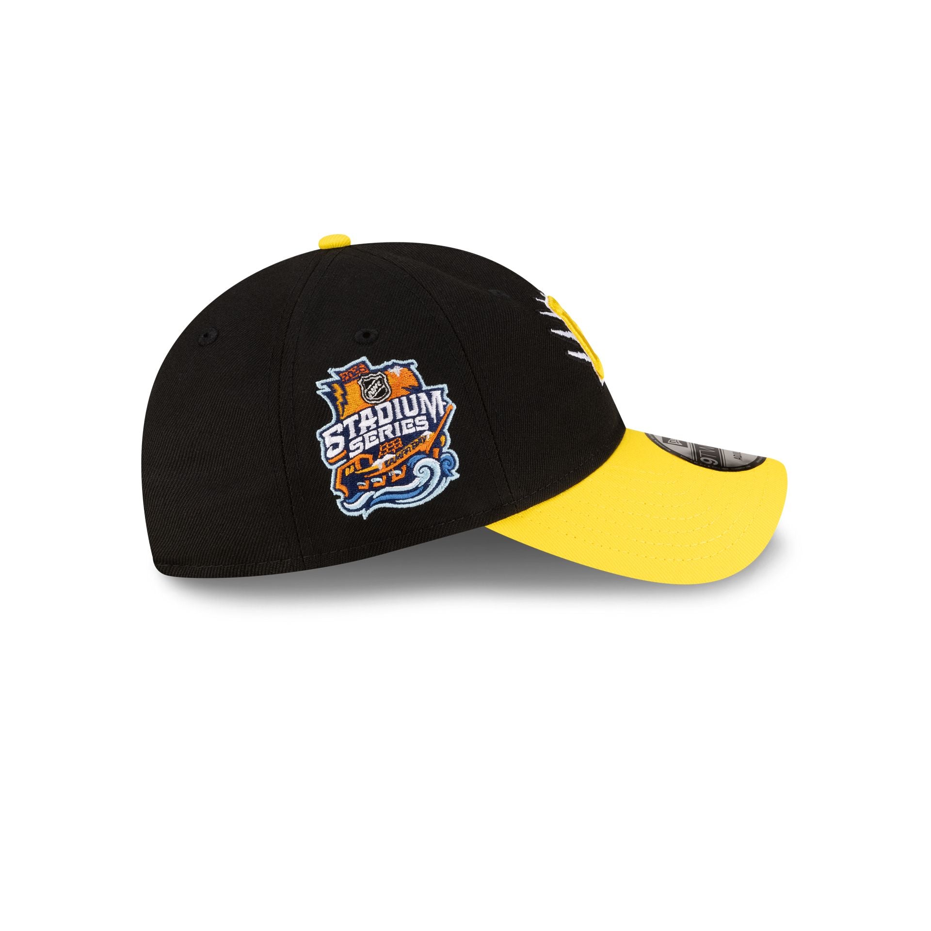 71007121_9TWENTY_STADIUM_SERIES26_BOSBRU_BLACK_YELLOW_RSIDE-1.jpg