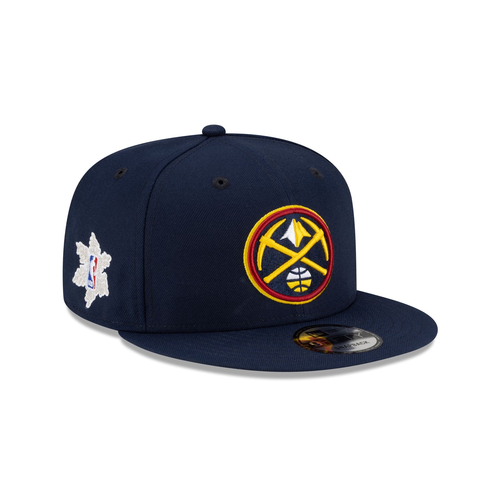 71008373_9FIFTY_NBA25_CHRISTMAS_DENNUG_NAVY_3QR-1.jpg