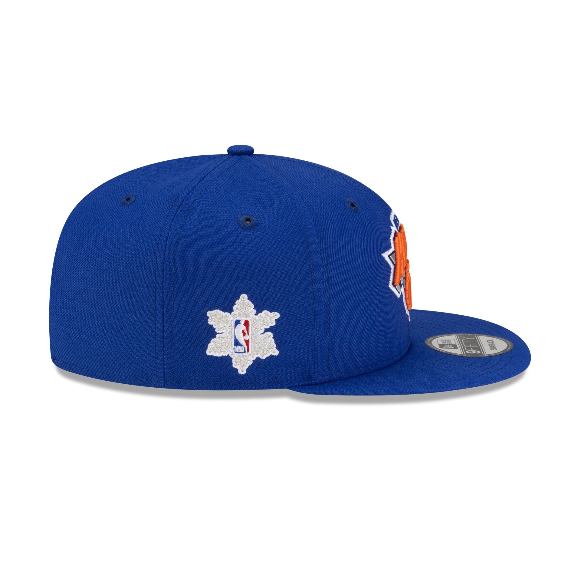71008376_9FIFTY_NBA25_CHRISTMAS_NEYKNI_BLUE_RSIDE-1.jpg