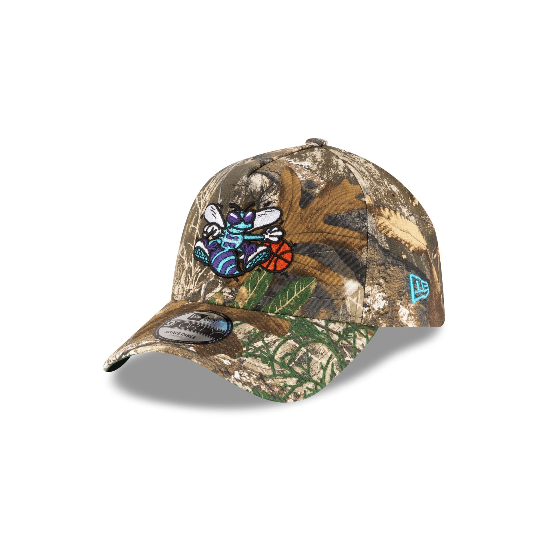71024249_9FORTYAF_NBA26_HWC_GCP_26_CHAHORHC_REALTREE_3QL-1.jpg