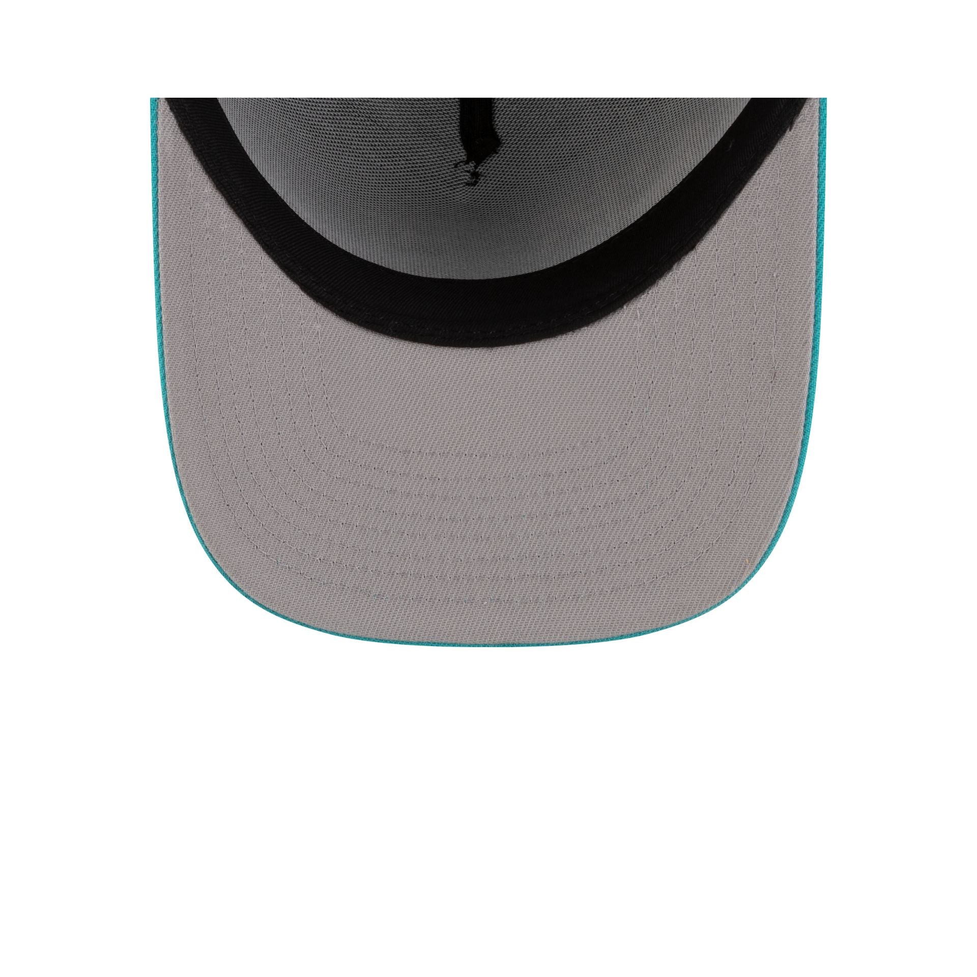 71024302_59FIFTY_20AF_NBA26_HWC_GCP_26_SAASPUHC_BLACK_UV-1.jpg