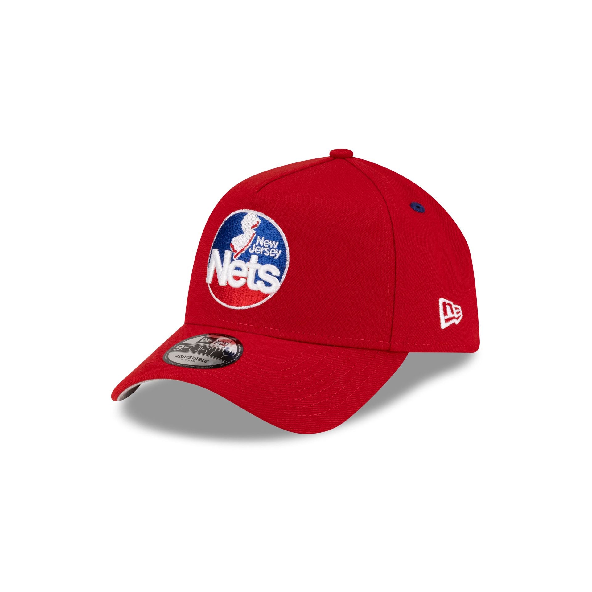 71042639_9FORTY_20AF_GCP26_NBA80sHWC_NEJNETHC_RED_3QL-1.jpg